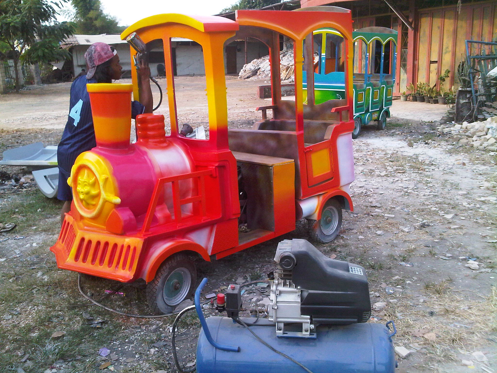 IMG00402-20120725-1716  Kereta Mini Mainan